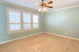 919 Long Reach Dr, Tiki Island, TX 77554 - Photo 32
