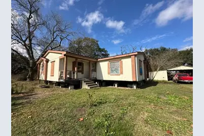 418 W Archer Road, Baytown, TX 77521 - Photo 10