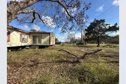 418 W Archer Road, Baytown, TX 77521 - Photo 8