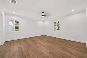 11322 Oak Spring Dr E, Houston, TX 77043 - Photo 22