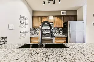 7106 N Holiday Dr, Galveston, TX 77550 - Photo 14