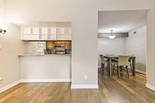 7106 N Holiday Dr, Galveston, TX 77550 - Photo 8