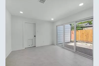 2231 Round Lake Dr, Houston, TX 77077 - Photo 14