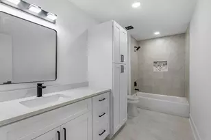 2231 Round Lake Dr, Houston, TX 77077 - Photo 22