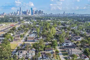 738 Redwing Pl Dr, Houston, TX 77009 - Photo 2