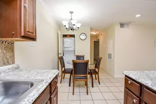 12660 Ashford Point Dr, Houston, TX 77082 - Photo 14