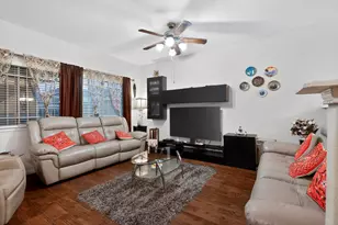 7302 Pavilion Dr, Houston, TX 77083 - Photo 6