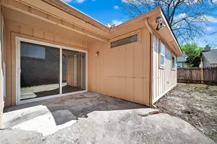 12815 Maxfield Dr, Houston, TX 77082 - Photo 28