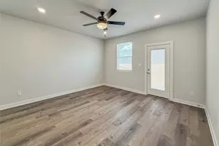 2104 Lost Timbers Dr, Conroe, TX 77304 - Photo 4