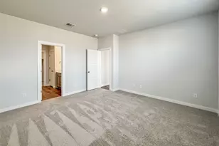 2104 Lost Timbers Dr, Conroe, TX 77304 - Photo 8