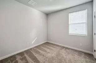 2104 Lost Timbers Dr, Conroe, TX 77304 - Photo 14