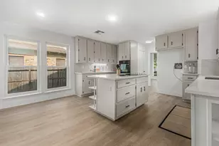 4334 Lake Grove Dr, Seabrook, TX 77586 - Photo 12