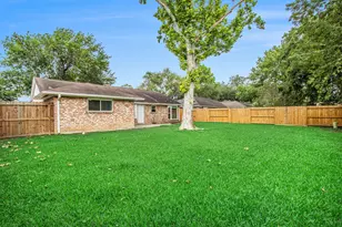 17223 Fife Ln, Webster, TX 77598 - Photo 14