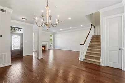 7535 Olympia Drive, Houston, TX 77063 - Photo 6
