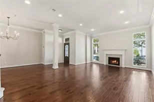 7535 Olympia Dr, Houston, TX 77063 - Photo 4
