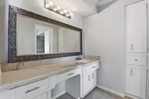 7535 Olympia Dr, Houston, TX 77063 - Photo 24