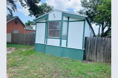 420 10th Street, Hempstead, TX 77445 - Photo 2