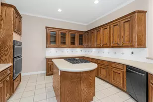 2211 Blue Lake Dr, Magnolia, TX 77354 - Photo 2