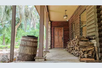 605 NE Clayton Street, Dayton, TX 77535 - Photo 10