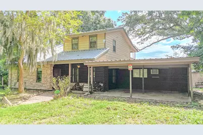 605 NE Clayton Street, Dayton, TX 77535 - Photo 2