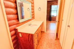 605 NE Clayton St, Dayton, TX 77535 - Photo 32