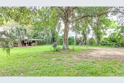 605 NE Clayton Street, Dayton, TX 77535 - Photo 14