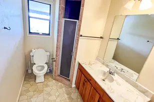605 NE Clayton St, Dayton, TX 77535 - Photo 38