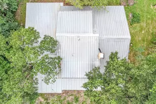 605 NE Clayton St, Dayton, TX 77535 - Photo 12