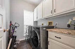 1327 Blackthorne Dr, Houston, TX 77094 - Photo 24