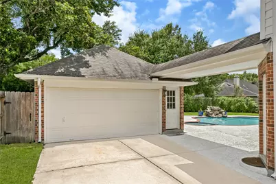 1327 Blackthorne Drive, Houston, TX 77094 - Photo 30