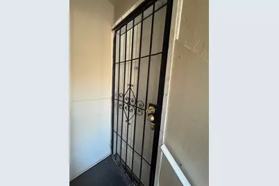1164 W 24th Street W #1164, Houston, TX 77008 - Photo 4