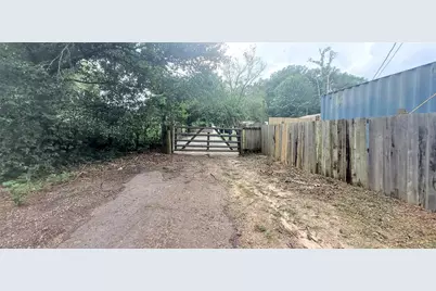 9084 Peggy Drive, Montgomery, TX 77316 - Photo 20