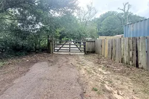 9084 Peggy Dr, Montgomery, TX 77316 - Photo 20