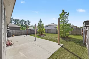 236 Seven Pnes Dr, Willis, TX 77378 - Photo 32