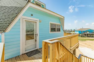 810 Surf Dr, Surfside Beach, TX 77541 - Photo 12