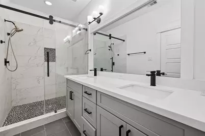 314 Neyland Street, Houston, TX 77022 - Photo 36