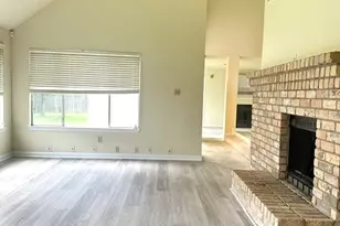 14702 Rancho Vista Dr, Houston, TX 77083 - Photo 2