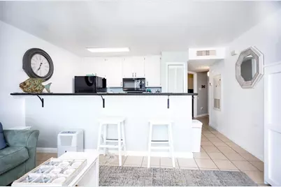 9520 Seawall Boulevard #119, Galveston, TX 77554 - Photo 4