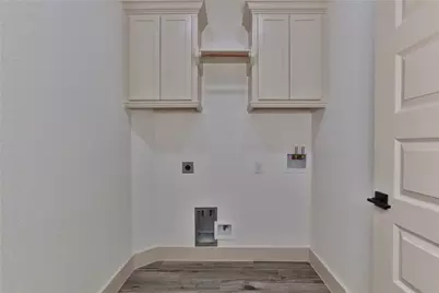 223 Laurel Street, Lake Jackson, TX 77566 - Photo 10