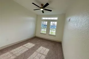 223 Laurel St, Lake Jackson, TX 77566 - Photo 18