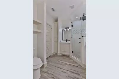 223 Laurel Street, Lake Jackson, TX 77566 - Photo 14