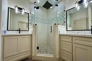 223 Laurel St, Lake Jackson, TX 77566 - Photo 12