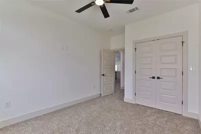 223 Laurel Street, Lake Jackson, TX 77566 - Photo 18