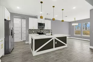 515 Fairfax Ln, Conroe, TX 77303 - Photo 8