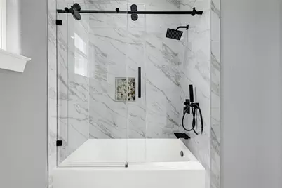 515 Fairfax Lane, Conroe, TX 77303 - Photo 20