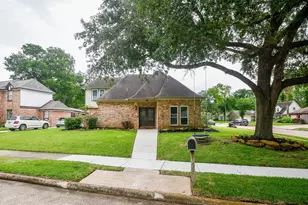 2107 Richmond Dr, Richmond, TX 77406 - Photo 4
