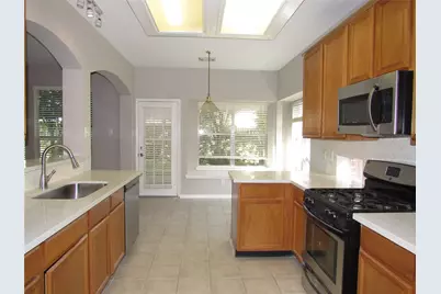 3519 Englewood Drive, Pearland, TX 77584 - Photo 8