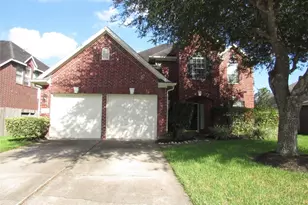 3519 Englewood Dr, Pearland, TX 77584 - Photo 1