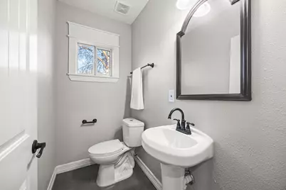 1405 Walton Street, Houston, TX 77009 - Photo 24