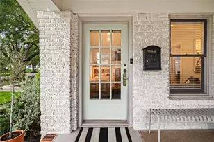 721 Ralfallen St, Houston, TX 77008 - Photo 4